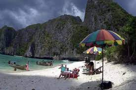 Thailand considering attracting more foreign visitors after the pandemic period